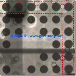 BGA錫球尺寸小于0.4mm，采用降低BGA內(nèi)圍襲球的錫膏量所得到X-Ray，稍微留意一下可以發(fā)現(xiàn)最外圈的錫量(圓的直徑)比其他內(nèi)圍的錫球上的錫量來得多一點點。也就是外圈的黑色圓形直徑比內(nèi)圈的圓形來得大一點點。