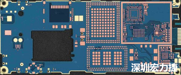 手機可用的PCB空間相當(dāng)小，而1片式的設(shè)計是節(jié)省成本的作法，如何做到區(qū)隔不同子系統(tǒng)、降低雜訊干擾，是設(shè)計關(guān)鍵。