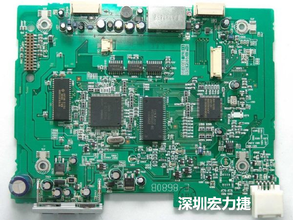 大面積PCB若電子元器件數(shù)量多、重量較重，板材強(qiáng)度不夠時(shí)容易產(chǎn)生PCB中央部凹陷問題。